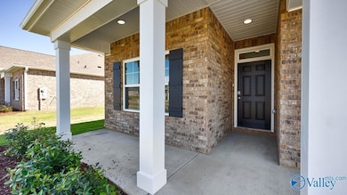 7054 Regency Ln, Gurley, AL 35748 - photo 3