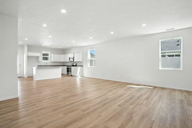 1321 E 12th St, Deer Park, WA 99006 - photo 5