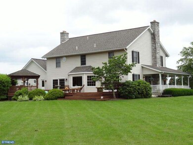 701 Schwenkmill Rd, Perkasie, PA 18944 - photo 4