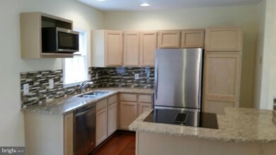 84 Victoria Square, Frederick, MD 21702 - photo 3