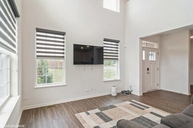 1515 Wind Energy Pass, Batavia, IL 60510 - photo 5