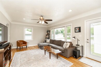 1609 Parker St, Cedar Falls, IA 50613 - photo 4