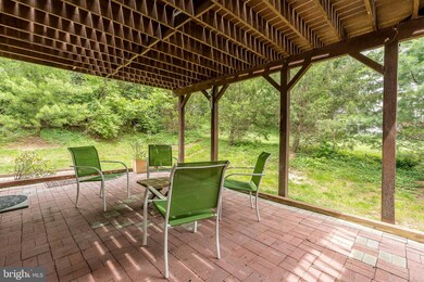 2501 Orchard View Rd unit 25H, Reading, PA 19606 - photo 2