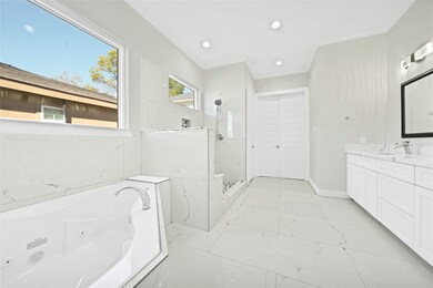 8329 Wayfarer Ln, Houston, TX 77075 - photo 7