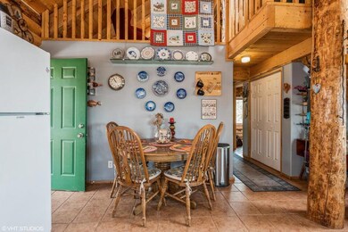 5 - Dining Area