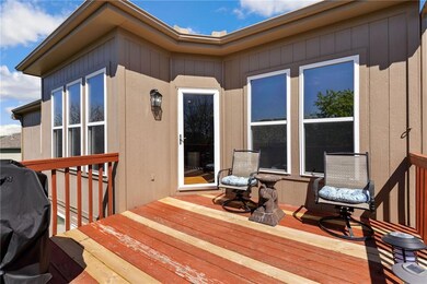 1133 SW Georgetown Dr, Lees Summit, MO 64082 - photo 7