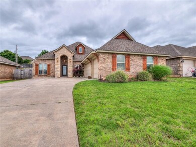 904 Bryan Dr, Moore, OK 73160 - photo 2