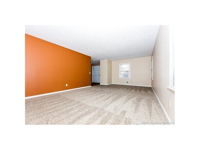 1016 Castlewood Dr, New Albany, IN 47150 - photo 4