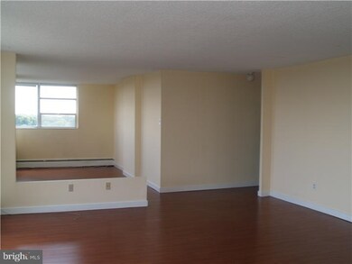 Radnor House unit 724, Bryn Mawr, PA 19010 - photo 2