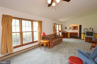 17705 Silcott Springs Rd, Purcellville, VA 20132 - photo 7