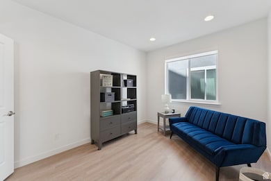 1633 W Rockaway Ln, West Jordan, UT 84088 - photo 7