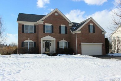 5347 Greenbriar Dr, Bethlehem, PA 18017 - photo 2