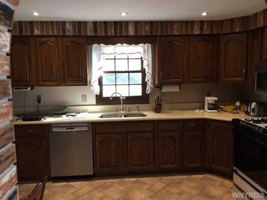 2702 Homeyer Rd, North Tonawanda, NY 14120 - photo 7