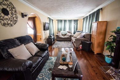 31 Manchester Rd SW, Grand Rapids, MI 49548 - photo 2