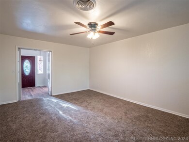 1805 Cardinal Ln, McAlester, OK 74501 - photo 6