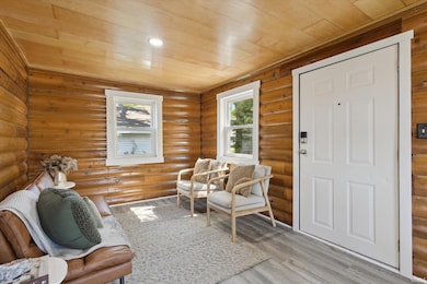 706 S Elm St, Nappanee, IN 46550 - photo 4