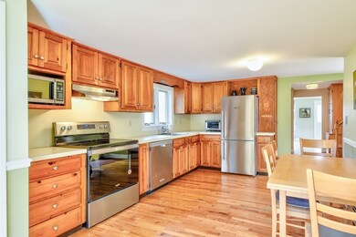 8 B St, Hopkinton, MA 01748 - photo 2