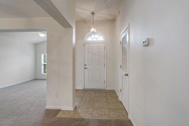 003_Foyer