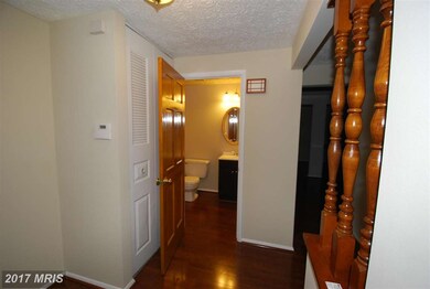 11716 Rosearbor Ct, Germantown, MD 20876 - photo 2