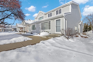 10320 W Whitnall Edge Cir unit A, Franklin, WI 53132 - photo 3