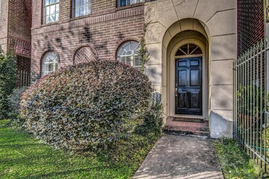 2308 Brun St, Houston, TX 77019 - photo 4