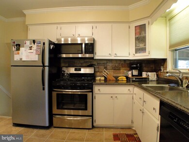 624 Warren Blvd, Broomall, PA 19008 - photo 5