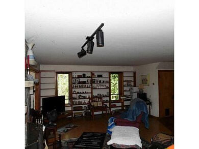 26 Sycamore Dr, Westerly, RI 02891 - photo 6