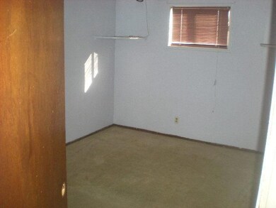 6937 Lakeview Dr, Central Point, OR 97502 - photo 3