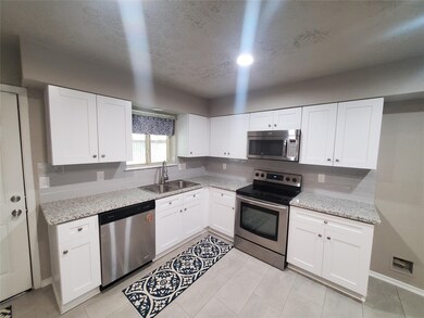 4527 Algernon Dr, Spring, TX 77373 - photo 5