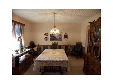 Formal Dining Room.