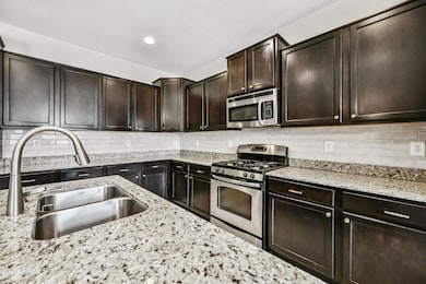 2513 W Hayduk Rd, Phoenix, AZ 85041 - photo 6