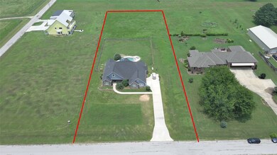 LOTS OF SPACE BETWEEN NEIGHBORS.