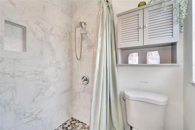 Master Bedroom Bathroom