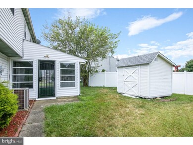 1049 Coronet Ln, Somerdale, NJ 08083 - photo 5