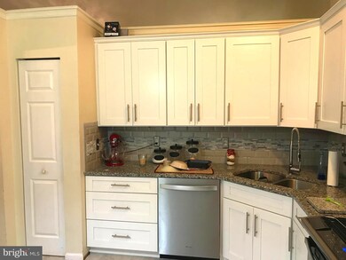 1303 Eastover Pkwy, Locust Grove, VA 22508 - photo 6