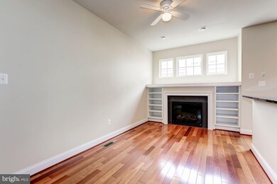 11802 Regents Park Dr, Germantown, MD 20876 - photo 7