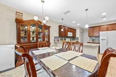 12572 Laurel Cove Dr, Fort Myers, FL 33913 - photo 6