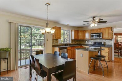 12117 Songbird Ln, Germantown, MD 20876 - photo 6