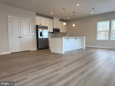 21460 Mount Sterling Terrace unit 100, Sterling, VA 20164 - photo 2