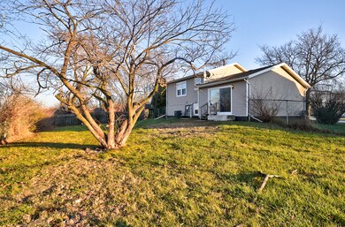 17516 Winston Ct, Country Club Hills, IL 60478 - photo 5