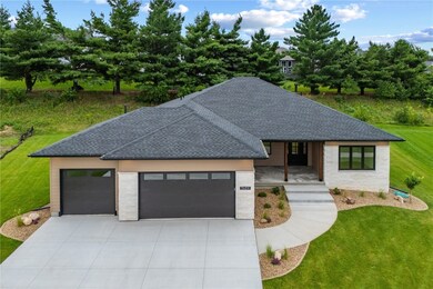 3659 Mclain Way, Hiawatha, IA 52233 - photo 2