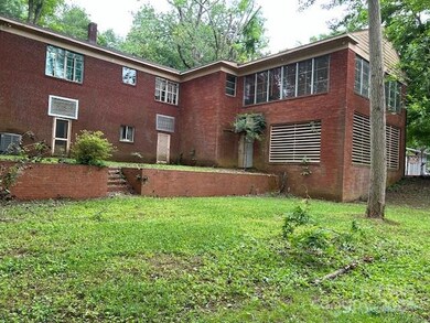 731 N Oakwood Dr, Statesville, NC 28677 - photo 2