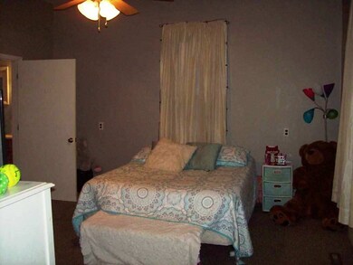 809 A St NE, Linton, IN 47441 - photo 7