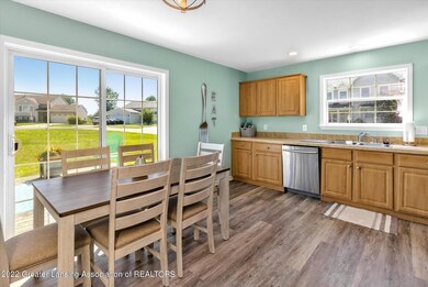 10-67-Lilac-Ln-WindowStill-Real-Estate-P