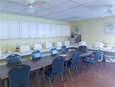 COMMUNITY SEWING ROOM