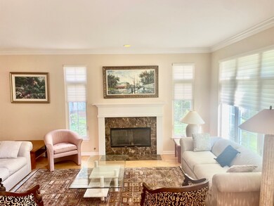 4264 Linden Tree Ln unit 2, Glenview, IL 60026 - photo 4