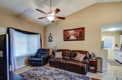 family room 2