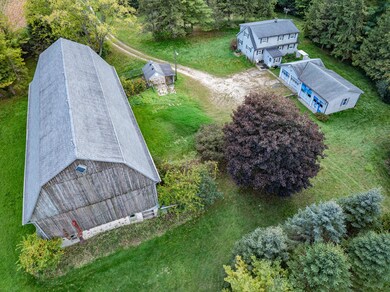 9916 Sherman Rd, Cedarburg, WI 53012 - photo 2