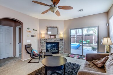 4472 E Moreno Ct-17