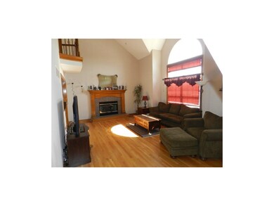 4428 SW Creekview Dr, Lees Summit, MO 64082 - photo 5